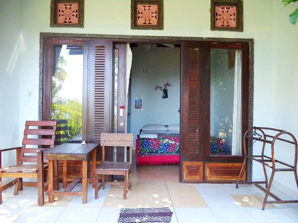 Kadek Homestay Amed Esterno foto