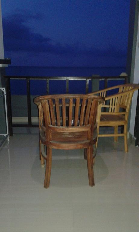 Kadek Homestay Amed Esterno foto